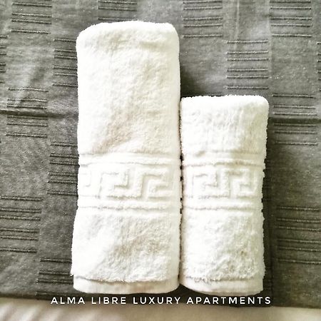 Alma Libre Luxury Apartment 2 Nikiti  Ngoại thất bức ảnh